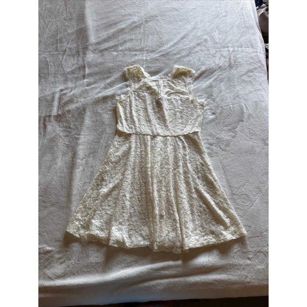 Paper Doll Cream Ivory Lace Fit & Flare Dress Size XL Sleeveless - A1727
